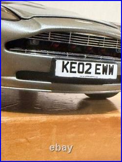 007 Aston Martin 1/18 Scale Model Silver