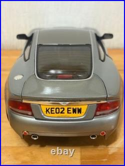 007 Aston Martin 1/18 Scale Model Silver