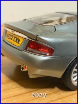 007 Aston Martin 1/18 Scale Model Silver