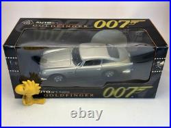 118 AUTOart ASTON MARTIN DB5 James Bond 007 Goldfinger 70020