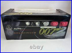 118 AUTOart ASTON MARTIN DB5 James Bond 007 Goldfinger 70020