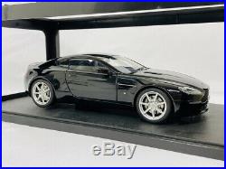 118 AUTOart Aston Martin V8 Vantage Black Rare