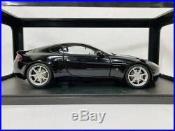 118 AUTOart Aston Martin V8 Vantage Black Rare