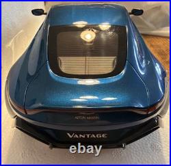 118 Autoart Aston Martin Vantage 2019 Blue 70278