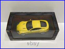118 Hot Wheels ASTON MARTIN V8 VANTAGE (Yellow) Metal Collection