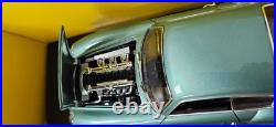 1961 Teal Aston Martin DB4 Zagato Yat Ming 92728 1/18 Scale 1961 Teal Aston Martin DB4 Zagato Yat Ming 92728 1/18 Scale