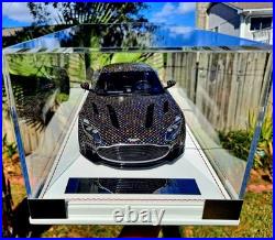 1/18 Aston Martin Cyrus LV Design Resin Model with Luxury Display Case by