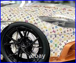 1/18 Aston Martin DB11 CYRUS MANSORY LV White Colorful T & P White Display CASE 1/18 Aston Martin DB11 CYRUS MANSORY LV White Colorful T & P White Display CASE