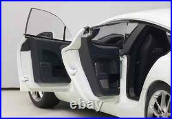 1/18 Aston Martin Rapide S from 2015 (Stratus White) Model Car by AUTOart 70256