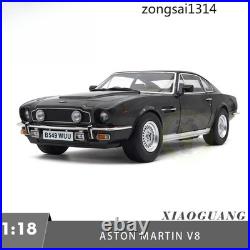 1/18 Aston Martin V8 Vantage Gray Diecast Model Car