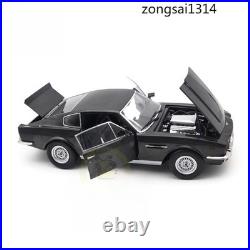 1/18 Aston Martin V8 Vantage Gray Diecast Model Car