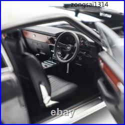 1/18 Aston Martin V8 Vantage Gray Diecast Model Car