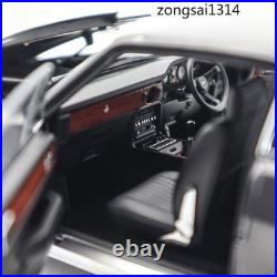 1/18 Aston Martin V8 Vantage Gray Diecast Model Car