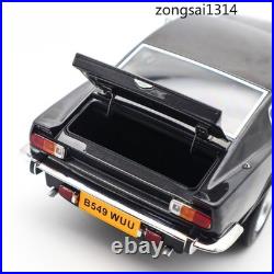 1/18 Aston Martin V8 Vantage Gray Diecast Model Car