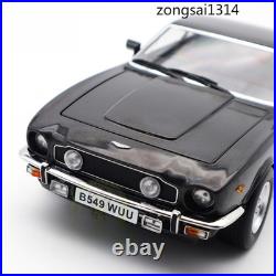 1/18 Aston Martin V8 Vantage Gray Diecast Model Car