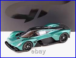 1/18 Aston Martin Valkyrie 2021 (Racing Green) Model Car by GT Spirit GT435