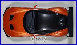 1/18 AutoArt ASTON MARTIN Vulcan Madagascar Orange 70264