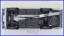 1/18 AutoArt Aston Martin DB5 RHD from 1964 in Silver 70287