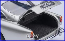 1/18 AutoArt Aston Martin DB5 RHD from 1964 in Silver 70287