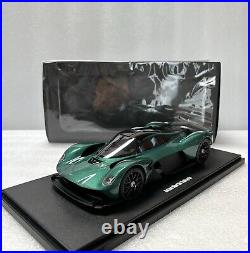 1/18 GT Spirit Aston Martin Valkyrie in Racing Green Limited Edition (GT435) 1/18 GT Spirit Aston Martin Valkyrie in Racing Green Limited Edition (GT435)