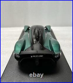 1/18 GT Spirit Aston Martin Valkyrie in Racing Green Limited Edition (GT435) 1/18 GT Spirit Aston Martin Valkyrie in Racing Green Limited Edition (GT435)
