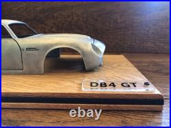 1/18 Scale Aston Martin DB4 GT Zagato