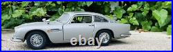 1/18 Scale Aston Martin DB5 Silver 007 James Bond Goldfinger