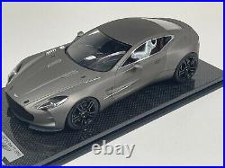 1/18 Tecnomodel Aston Martin One-77 Matte Grey #01/77 Carbon Base