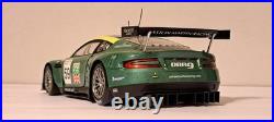 1/18 scale Aston Martin DBR9 Le Mans 2005 race car diecast model