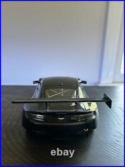 2013 Aston Martin Vantage GT3 Racing AutoArt MODEL CAR