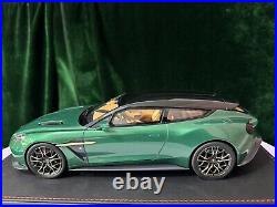 211 Model 1/18 Aston Martin Vanquish Zagato Shooting Brake in Green Metallic