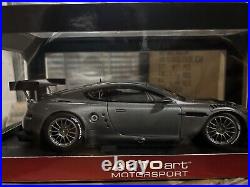 80501 Autoart Aston Martin DBR9 24hrs LeMans 2005 Plain Body Version