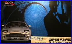 ASTON MARTIN V12 VANQUISH 007 Bond car (SILVER) KYOSHO 08603S 1/12 SCALE