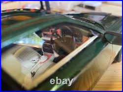 ASTON MARTIN'Virage' 1988 in metallic green / cream interior Cult Scale 118