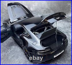 AUTOART Aston Martin V12 Vantage S 2015 black 118 Car Pre-built Model
