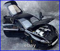 AUTOART Aston Martin V12 Vantage S 2015 black 118 Car Pre-built Model