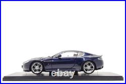 AUTOart 118 Aston Martin V12 Vantage in Midnight Blue