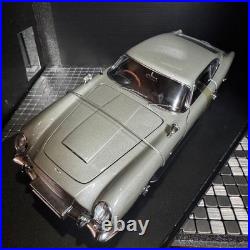 AUTOart 118 scale 007 Aston Martin DB-5 Gold Diecast Model Car