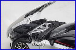 AUTOart 1/18 Aston Martin DB11 metallic white AUTOart 1/18 Aston Martin DB11 metallic white