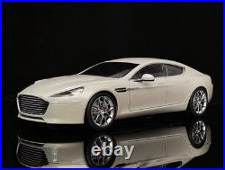 AUTOart 1/18 Aston Martin Rapide S 2015 Silver Diecast Car Model 70258