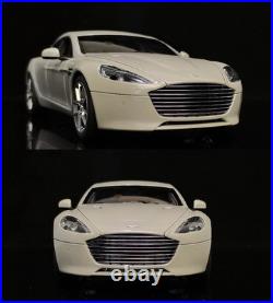 AUTOart 1/18 Aston Martin Rapide S 2015 Silver Diecast Car Model 70258