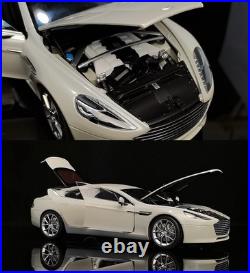 AUTOart 1/18 Aston Martin Rapide S 2015 Silver Diecast Car Model 70258