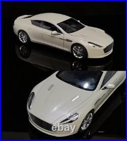 AUTOart 1/18 Aston Martin Rapide S 2015 Silver Diecast Car Model 70258