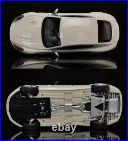 AUTOart 1/18 Aston Martin Rapide S 2015 Silver Diecast Car Model 70258