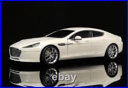 AUTOart 1/18 Aston Martin Rapide S 2015 White Diecast Car Model 70256
