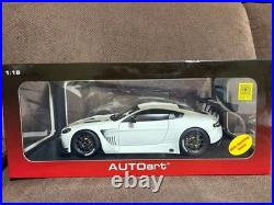 AUTOart 1/18 Aston Martin Vantage V12 GT3 Scale Model Car