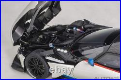AUTOart 1/18 Aston Martin Vulcan metallic white/blue red stripe