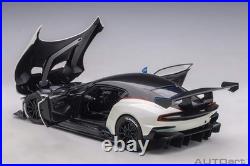 AUTOart 1/18 Aston Martin Vulcan metallic white/blue red stripe