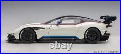 AUTOart 1/18 Aston Martin Vulcan metallic white/blue red stripe