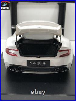 AUTOart 1/18 Scale Aston Martin Vanquish White Model Car with Original Box Used